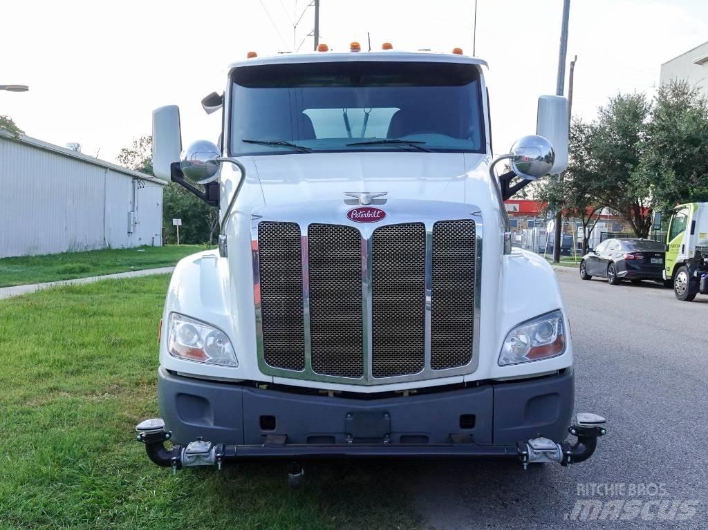 Peterbilt 579 Su tankerleri