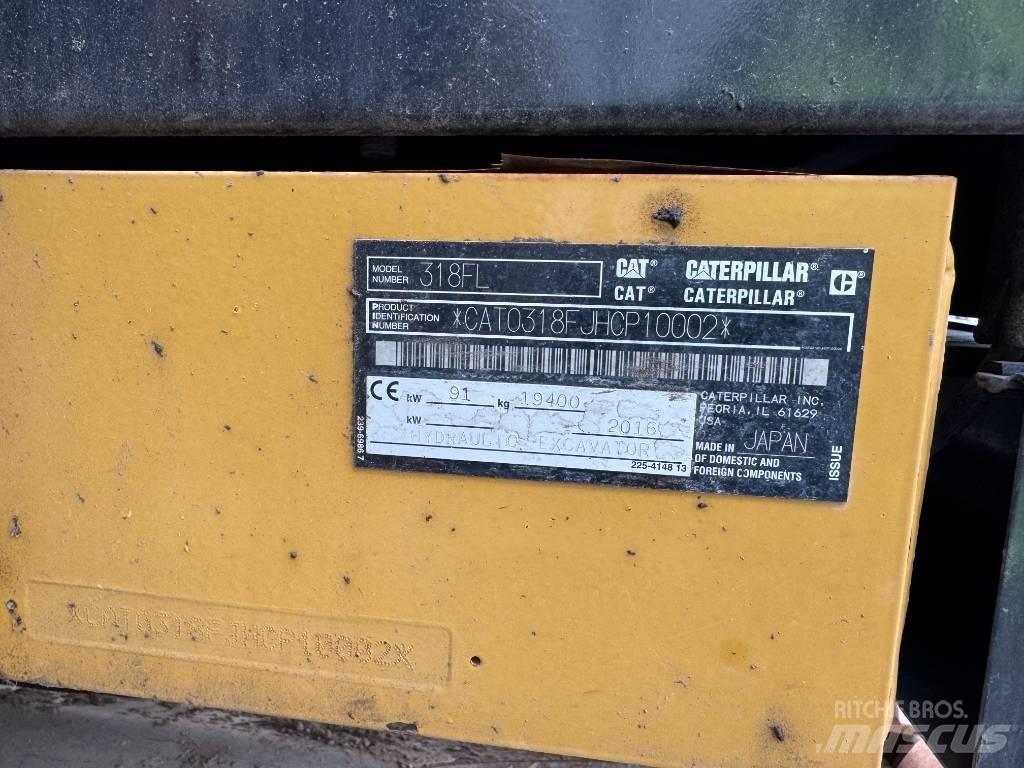 CAT 318 FL Paletli ekskavatörler
