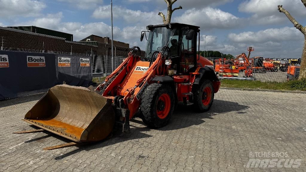 JCB 411HT T4i Tekerlekli yükleyiciler