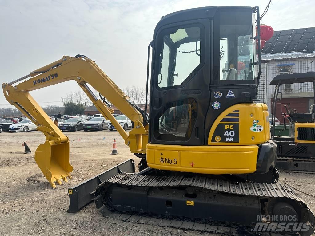 Komatsu 40MR Paletli ekskavatörler