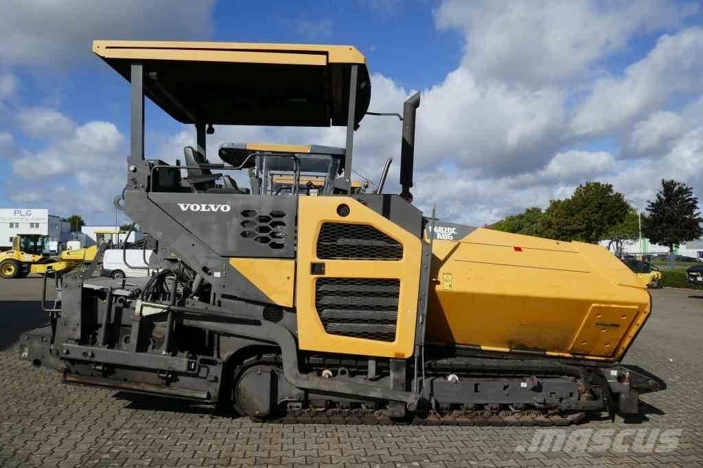 Volvo ABG P 6820  C Asfalt sericiler