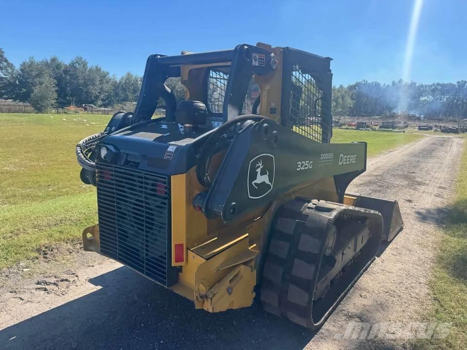 John Deere 325 Skid steer loderler