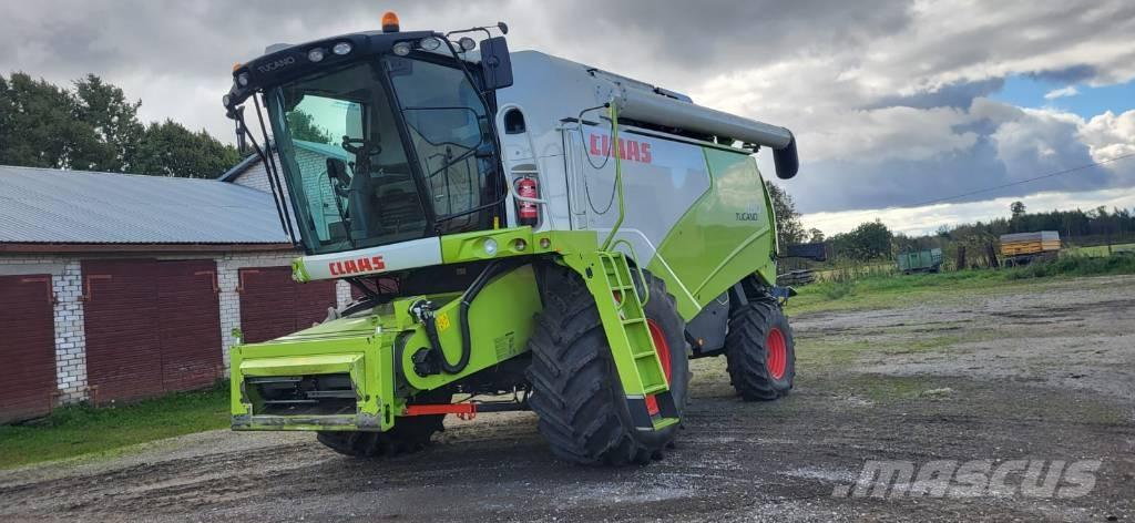 CLAAS Tucano 450 Biçerdöverler