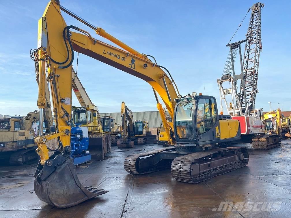 JCB JS 200 Paletli ekskavatörler