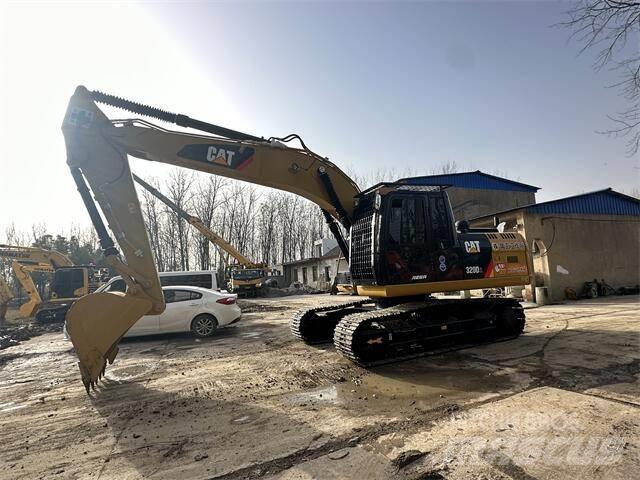 CAT 320D Paletli ekskavatörler
