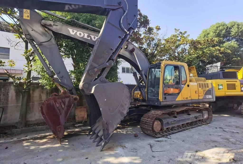 Volvo EC210BLC Paletli ekskavatörler