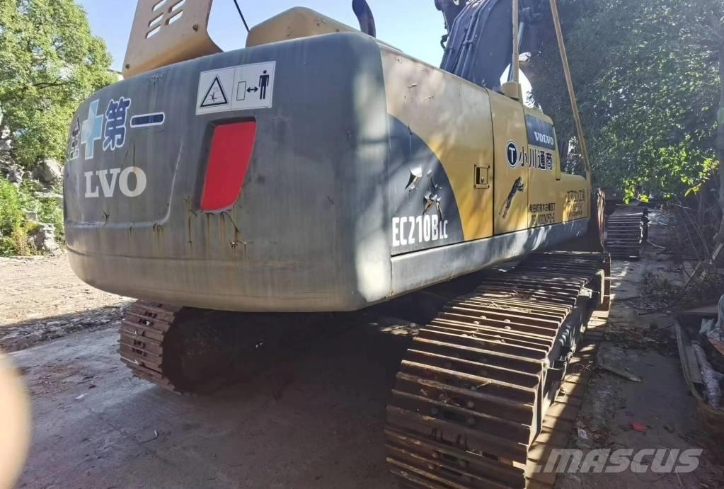 Volvo EC210BLC Paletli ekskavatörler