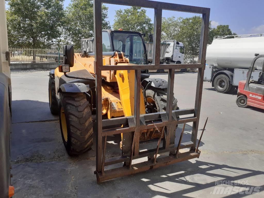 JCB 535-95 Tarimsal teleskopik yükleyiciler