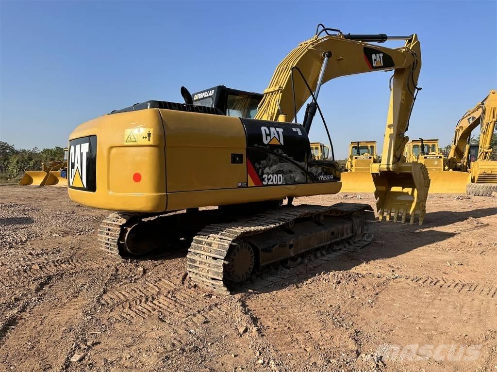 CAT 320 D Paletli ekskavatörler