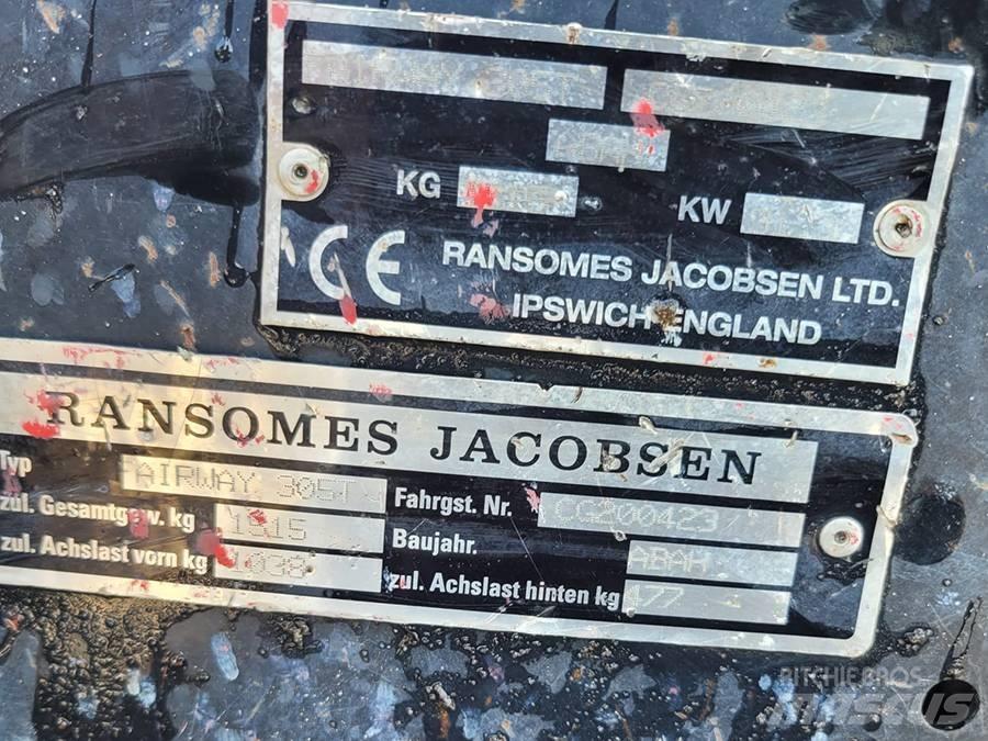 Jacobsen 305 Asılı ve çekilir biçme makineleri