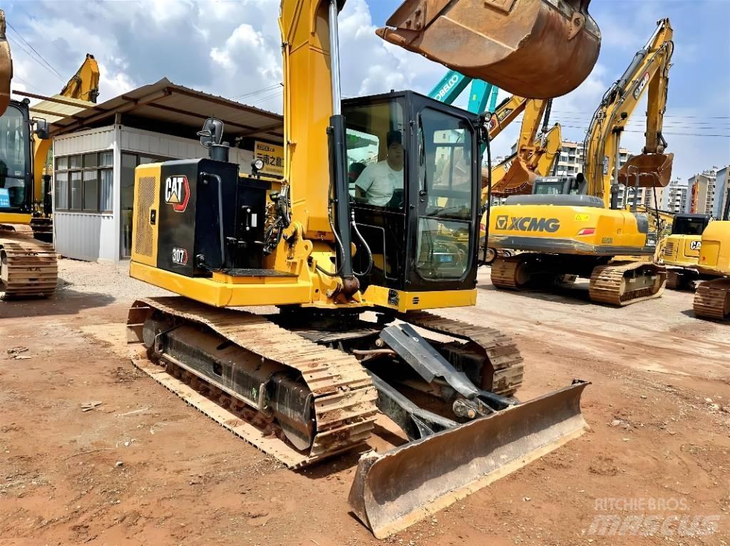 CAT 307 Mini ekskavatörler, 7 tona dek