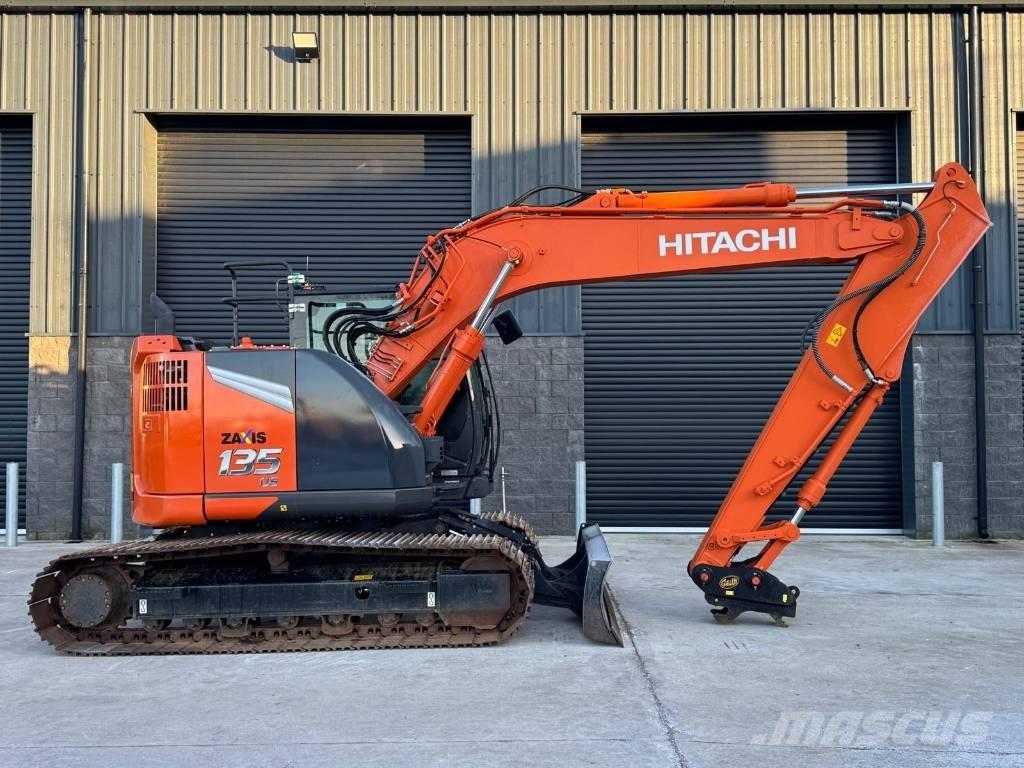 Hitachi ZX 135 US-7 Paletli ekskavatörler