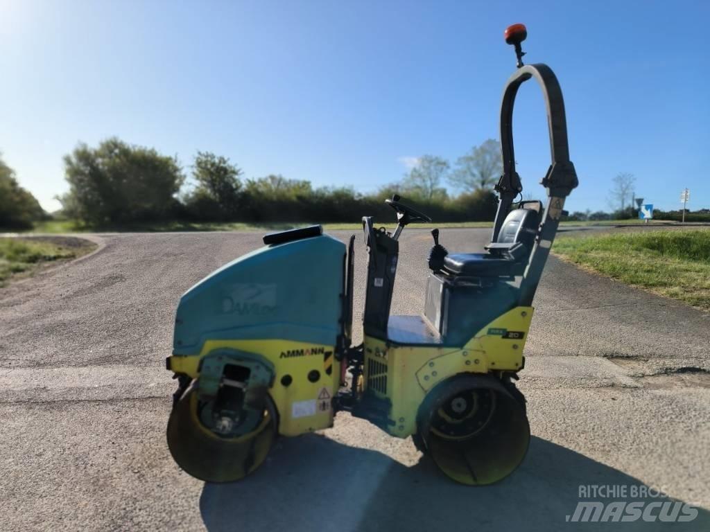 Ammann ARX 20 Çift tamburlu silindirler
