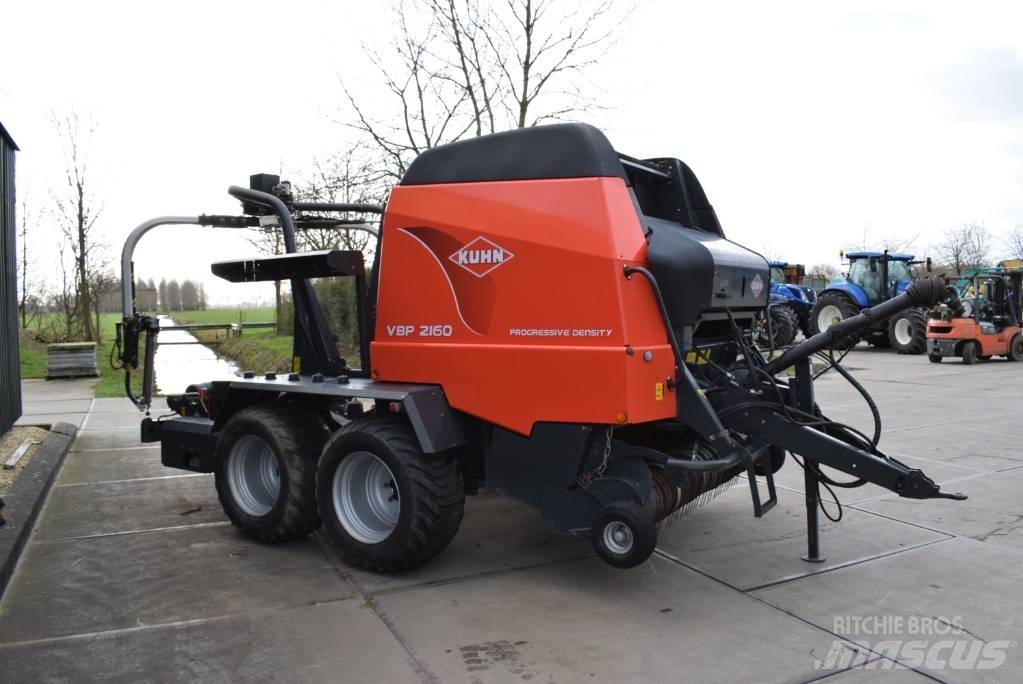 Kuhn VBP 2160 Rulo balya makinalari
