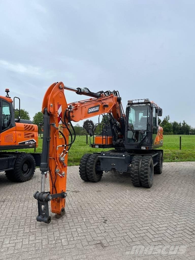 Develon DX140W-7 Lastik tekerli ekskavatörler