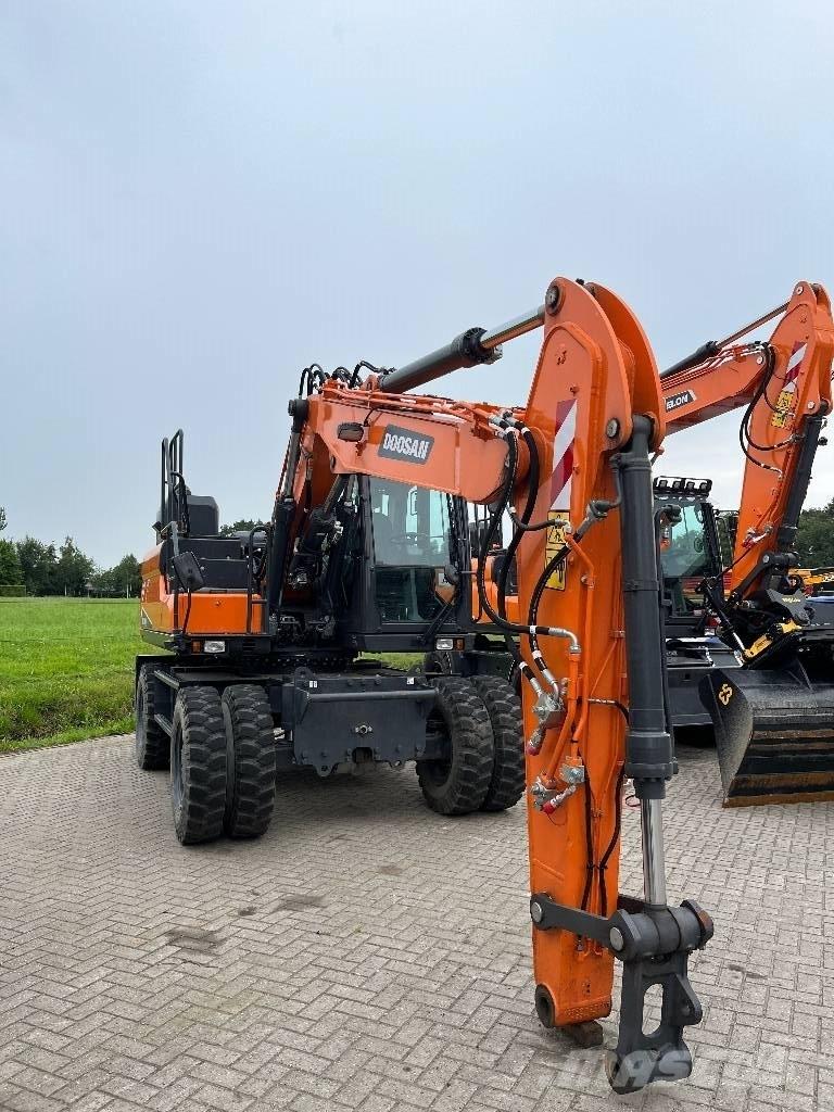 Develon DX140W-7 Lastik tekerli ekskavatörler