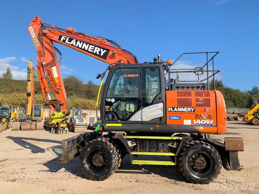 Hitachi ZX 140 W Lastik tekerli ekskavatörler
