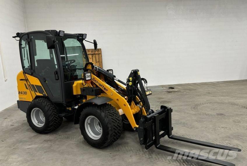 Schäffer 2430 HD Skid steer loderler