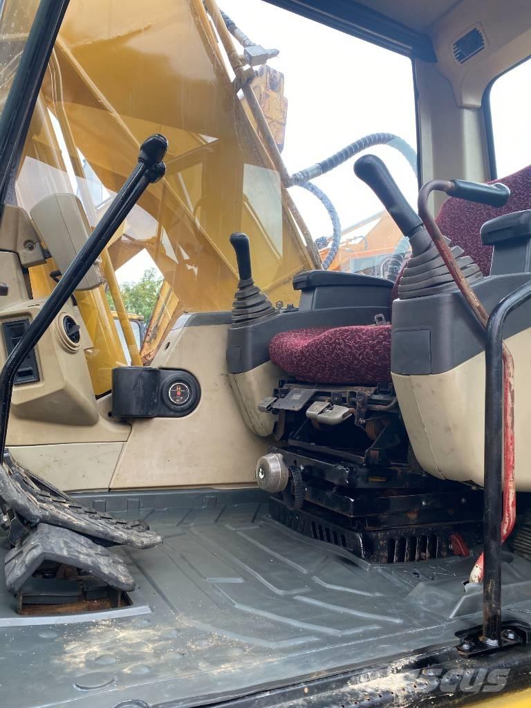 CAT 320 C L Paletli ekskavatörler