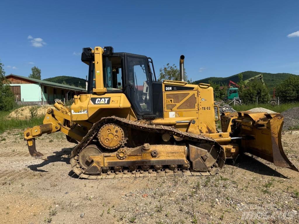 CAT D6N XL Paletli dozerler