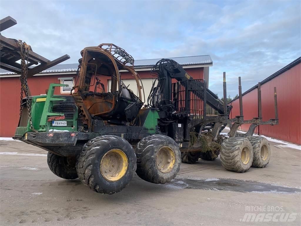 John Deere 1010E Tomruk yükleyici traktörler