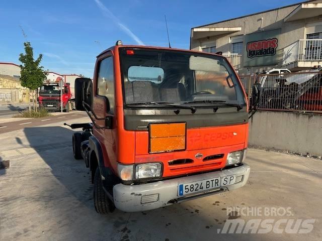 Nissan Cabstar E Panel vanlar