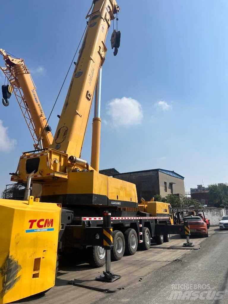 TCM FD250 Teleskopik yükleyiciler