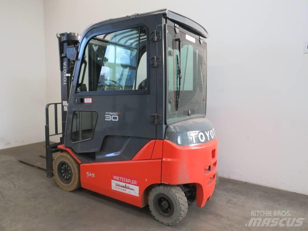 Toyota 8 FBMKT 30 Elektrikli forkliftler