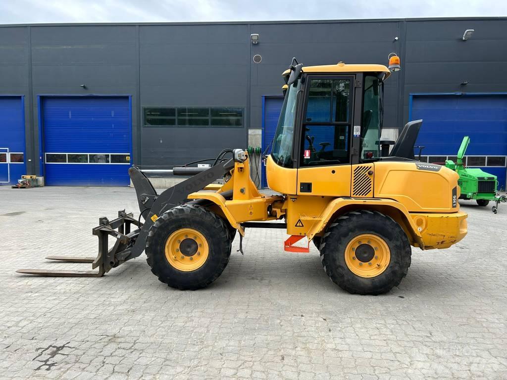 !!SOLD!! Volvo L 30 G Tekerlekli yükleyiciler