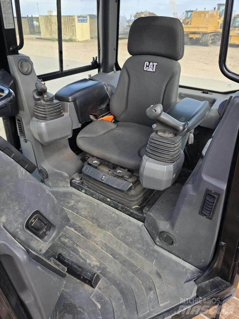 CAT D 3 LGP Paletli dozerler
