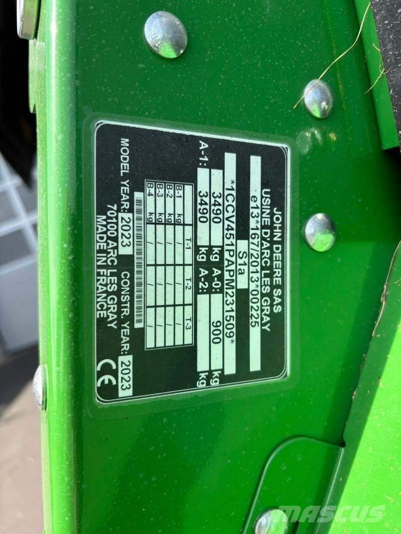 John Deere V451M Rulo balya makinalari