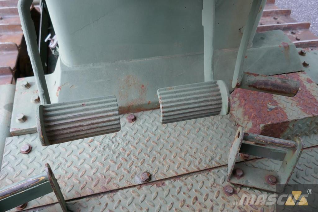 CAT D7G Ex-army Paletli dozerler