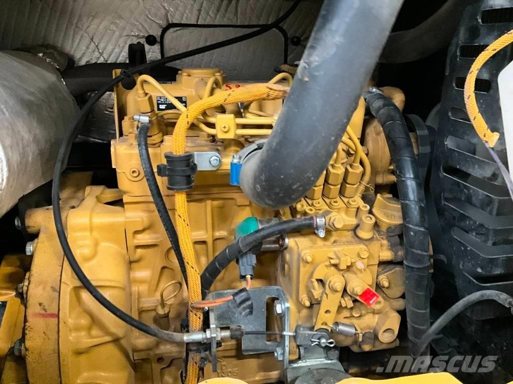 CAT 303 E Paletli ekskavatörler