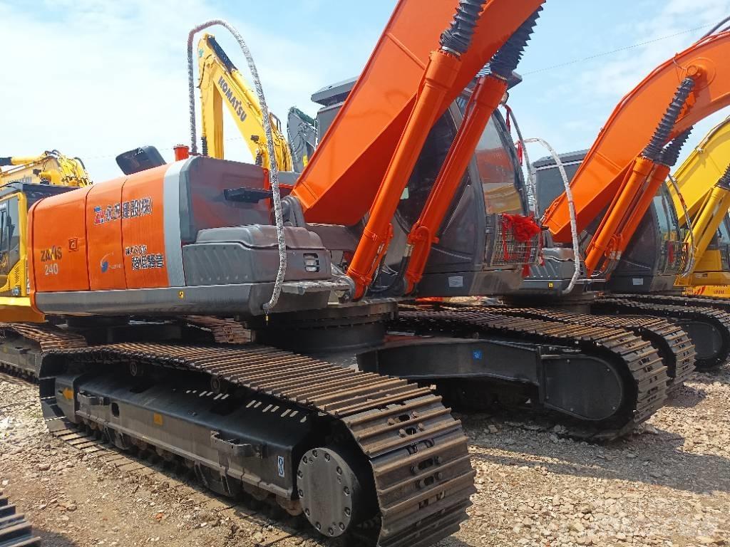 Hitachi ZX 240 Paletli ekskavatörler
