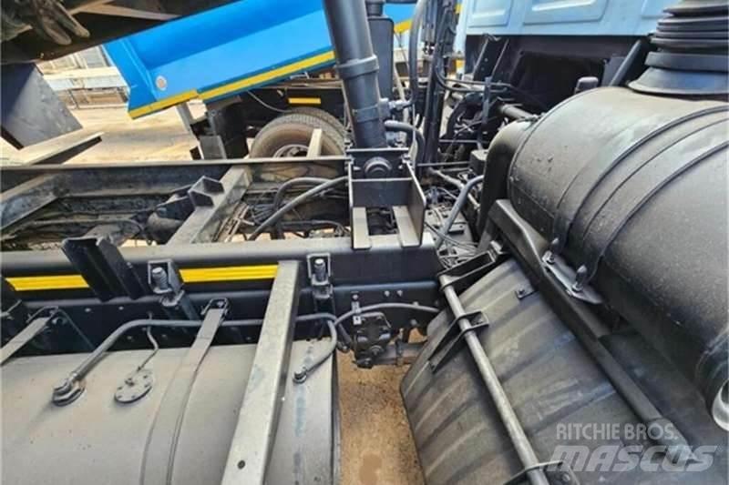 Tata LPK Diger kamyonlar