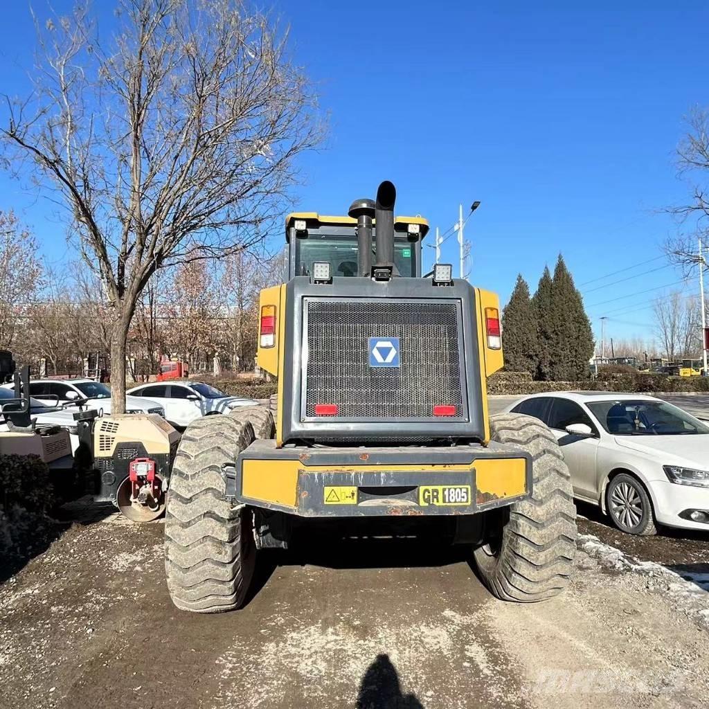 XCMG GR1805 Tekerlekli dozerler