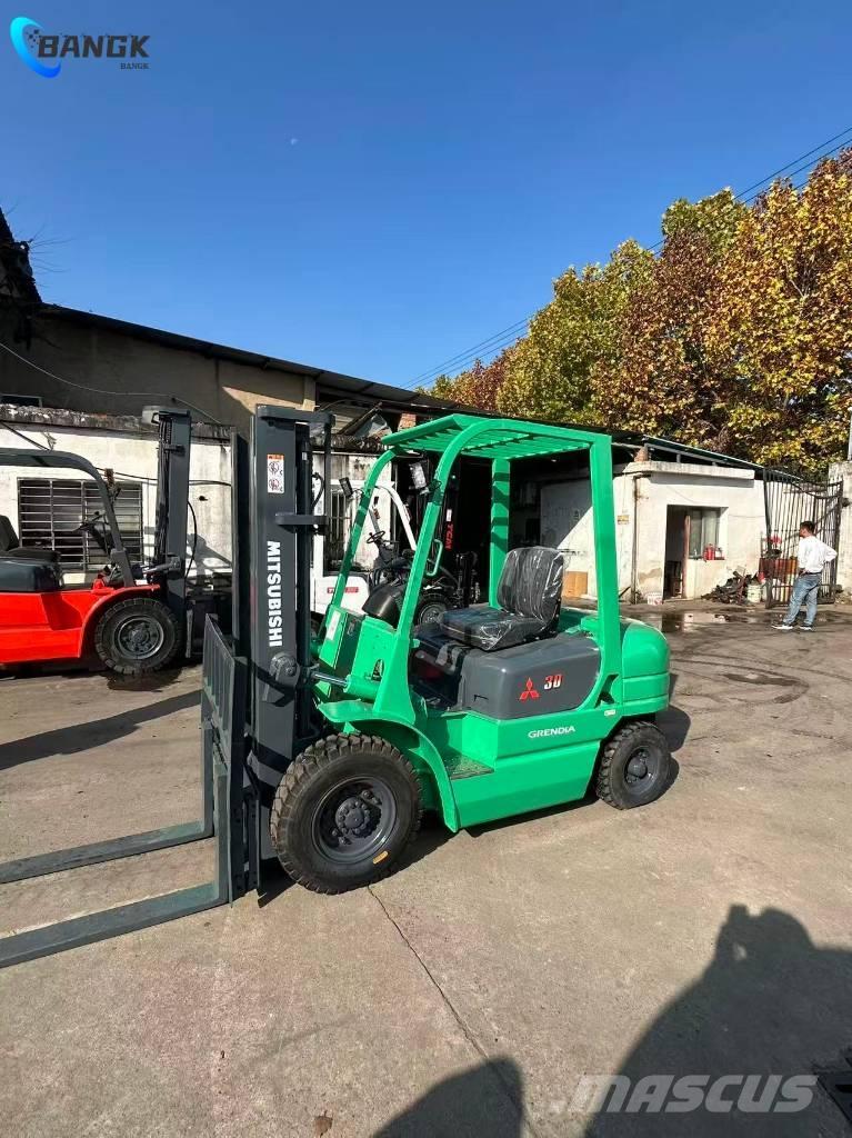 Mitsubishi FD 30 NT Dizel forkliftler