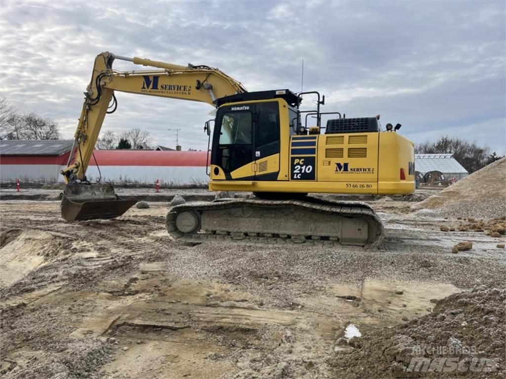 Komatsu PC210LC-11 Paletli ekskavatörler