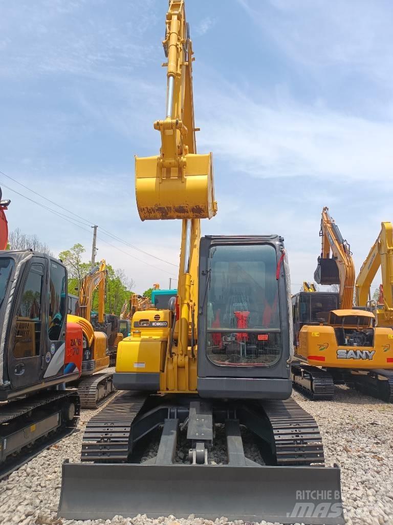 Kobelco SK 75 Mini ekskavatörler, 7 tona dek