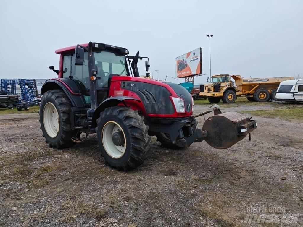 Valtra T 193 Traktörler