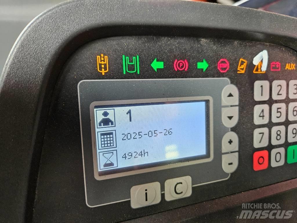BT RR E 160 Reach truck - depo içi istif araçları