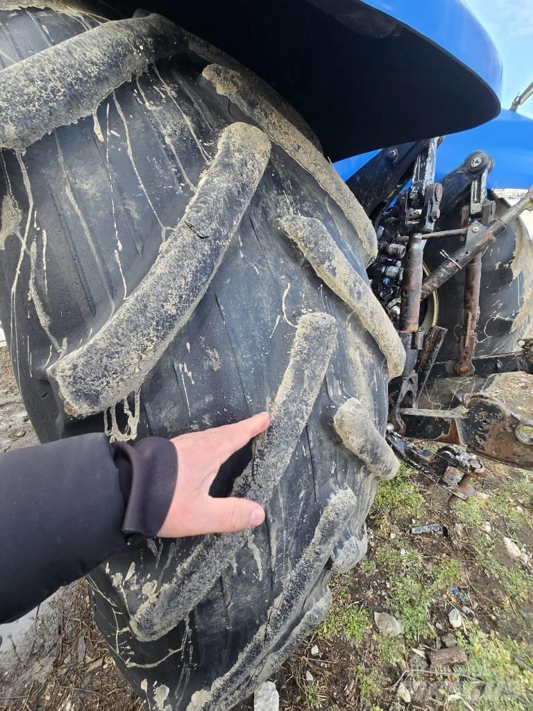 New Holland T 8030 Traktörler
