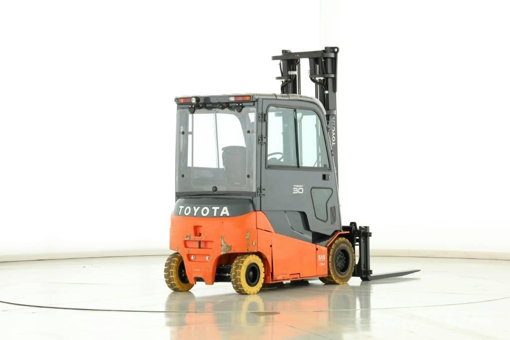 Toyota 8 FBMT 30 Elektrikli forkliftler