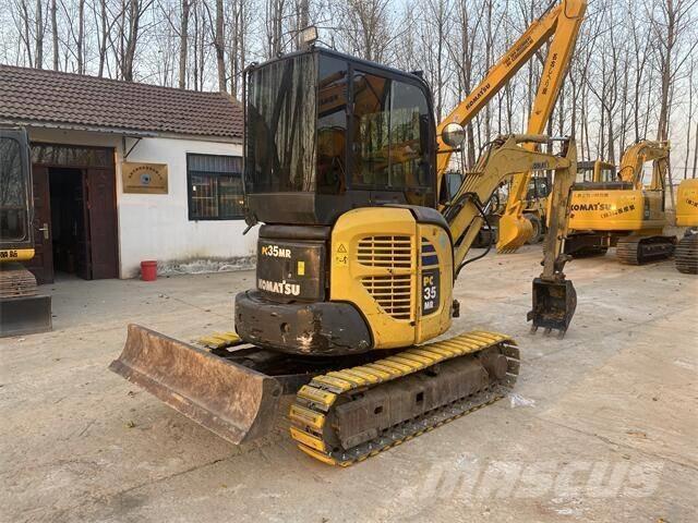 Komatsu PC35MR-2 Paletli ekskavatörler