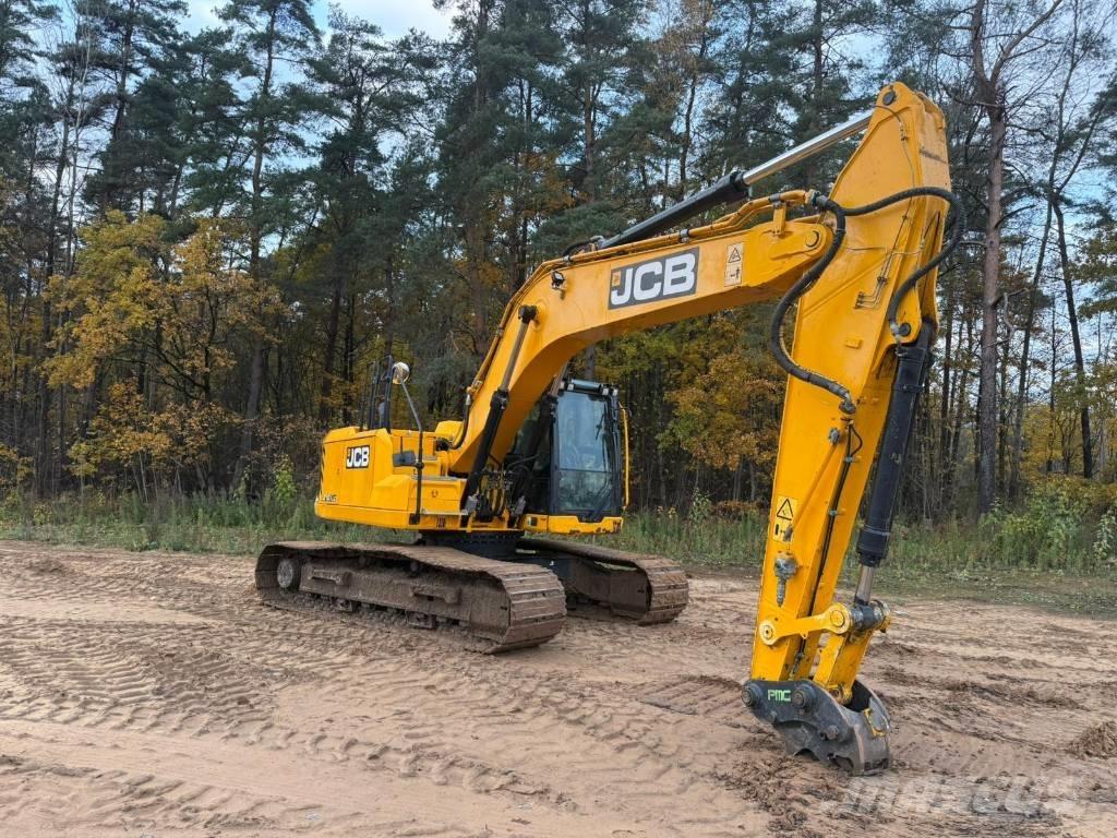 JCB 210 Paletli ekskavatörler