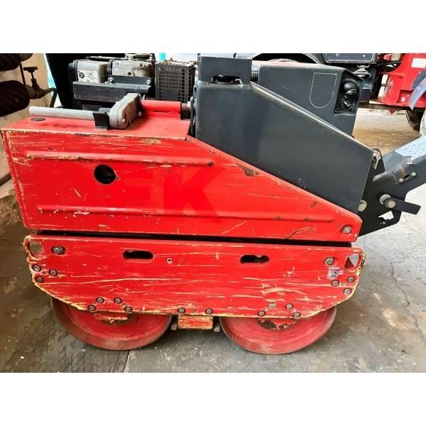 Bomag BW 65H Çekilir titreşimli silindirler