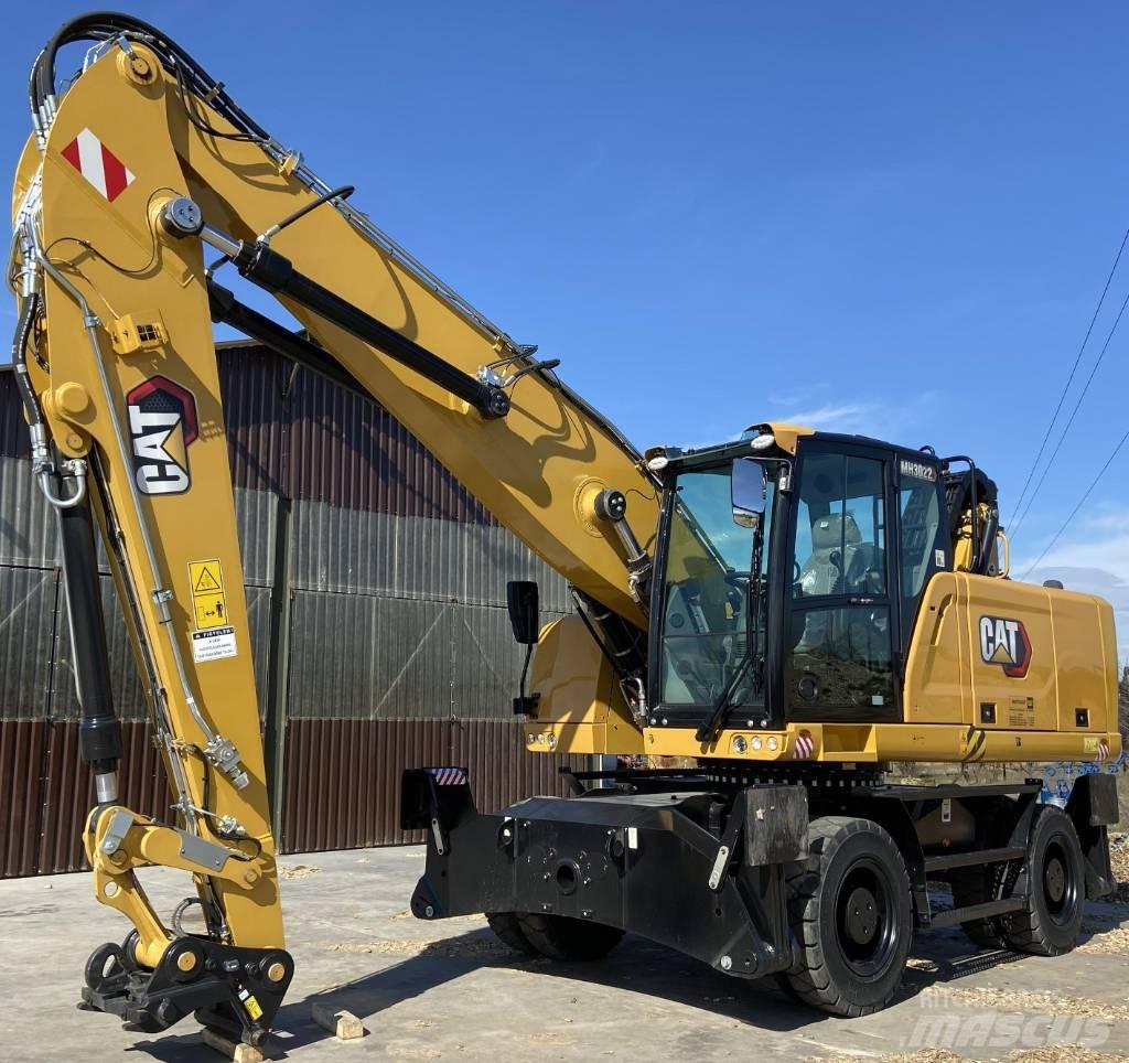 CAT MH 3022 Lastik tekerli ekskavatörler