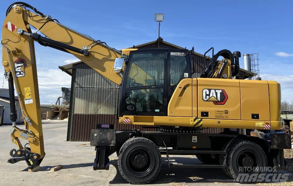 CAT MH 3022 Lastik tekerli ekskavatörler