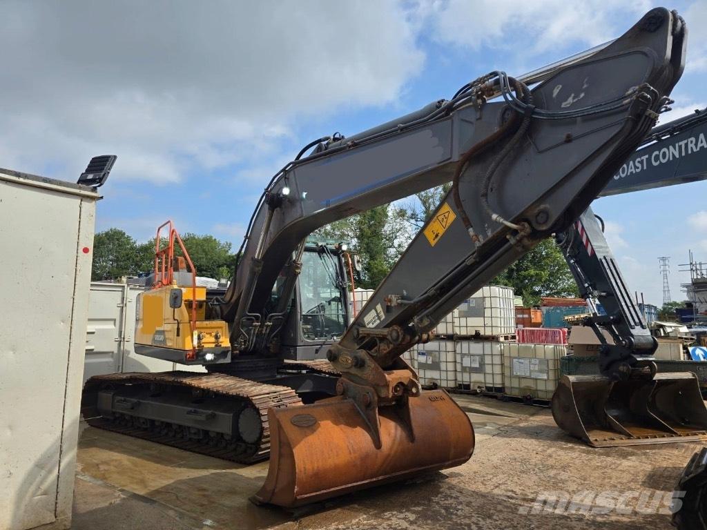 Volvo EC 220EL Paletli ekskavatörler