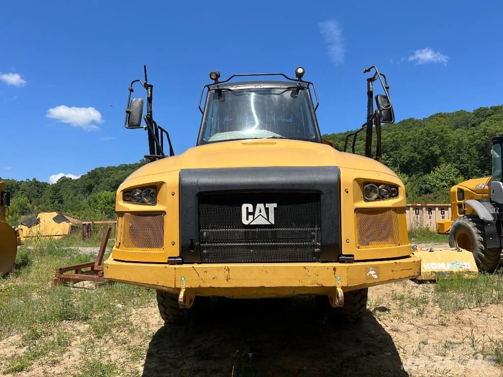 CAT 730 C Belden kirma kaya kamyonu